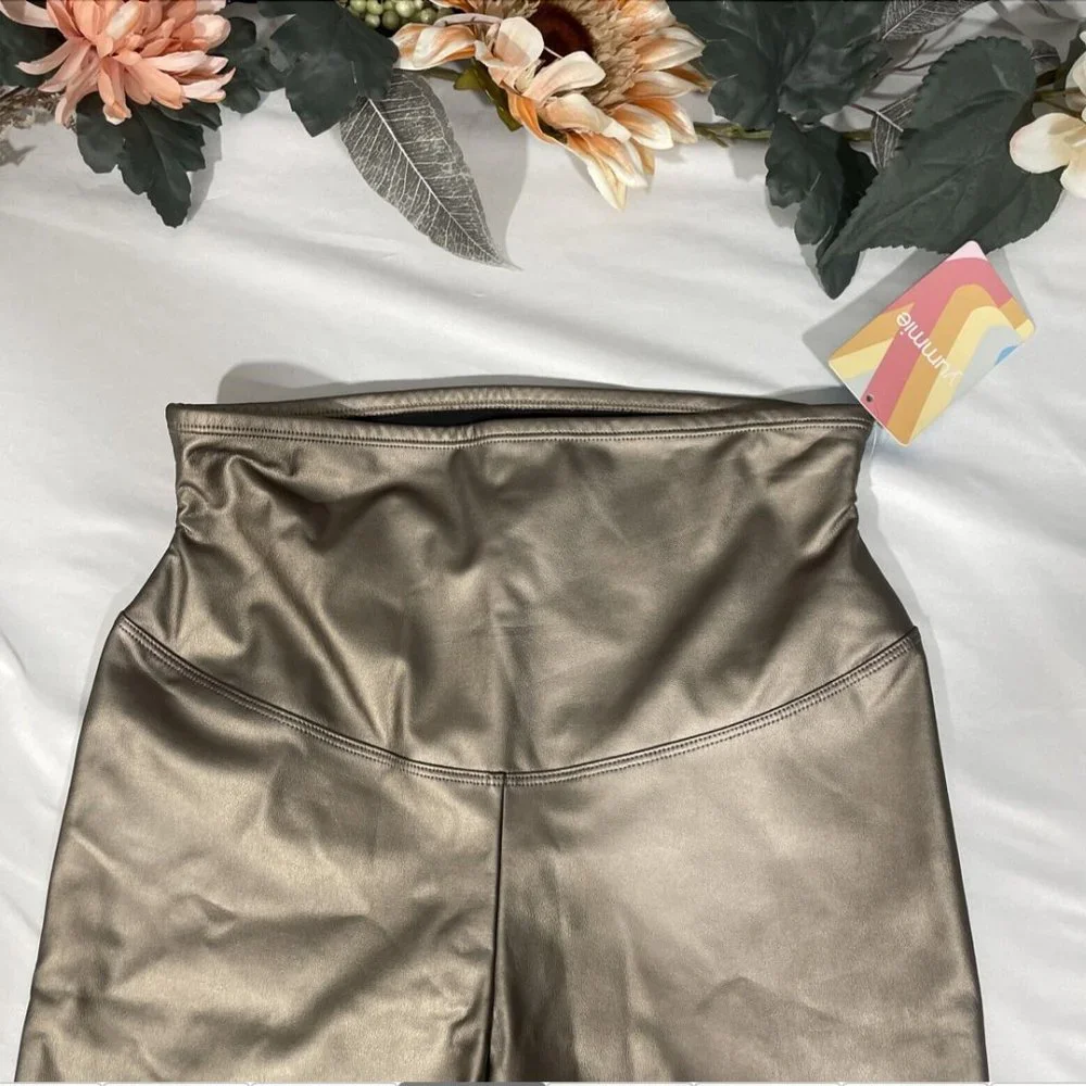 NWT $58‎ Yummie [ Medium ] Bronze Faux Leather Biker Shorts #5215